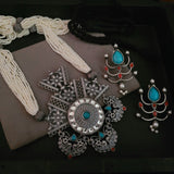 TRIBAL SILVER PLATED NECKPIECE WITH EARRINGS
