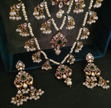 EXCLUSIVE ANTIQUE FINISH KUNDAN LAYERED NECKPIECE WITH EARRINGS