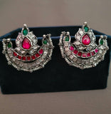 EXCLUSIVE POLKI KUNDAN FITTED EARRINGS (STUDS)