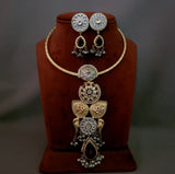 WEAR ME EXCLUSIVE DESIGNER NECKPIECE WITH EARRINGS