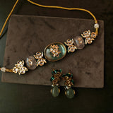 NATUAL FLOURITE STONE CHOKER WITH EARRINGS