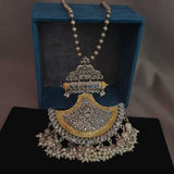 TRIBAL SILVER PLATED DUAL TONE NECKPIECE