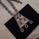 TRIBAL SILEVR PLATED NECKLACE
