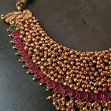 EXCLUSIVE TEMPLE CHOKER WITH EARRINGS