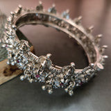 FINE QUALITY TEMPLE OPENABLE BANGLE (SINGLE PIECE) IN SILVER FINISH