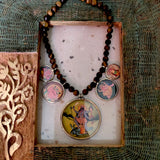 EXCLUSIVE TIGER EYE PICTURE NECKLACE