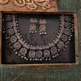 TRIBAL REAL SILVER PLATED NECKLACE WITH EARRINGS IN ANTIQUE FINISH