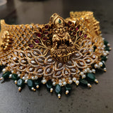 FINEST QUALITY TEMPLE CHOKER WITH EARRINGS