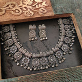 TRIBAL REAL SILVER PLATED NECKLACE WITH EARRINGS IN ANTIQUE FINISH