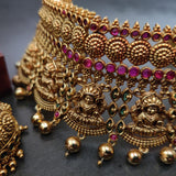 FINEST QUALITY TEMPLE CHOKER WITH EARRINGS