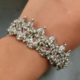 FINE QUALITY TEMPLE OPENABLE BANGLE (SINGLE PIECE) IN SILVER FINISH