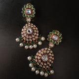 FINEST QUALITY POLKI KUNDAN CHOKER WITH EARRINGS AND MAANGTIKKA