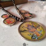 EXCLUSIVE TIGER EYE PICTURE NECKLACE