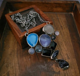 WEAR ME EXCLUSIVE SEMI PRECIOUS STONE PENDANT