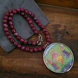WEAR ME EXCLUSIVE PICTURE PENDANT WITH SEMI PRECIOUS STONE STRING
