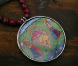WEAR ME EXCLUSIVE PICTURE PENDANT WITH SEMI PRECIOUS STONE STRING