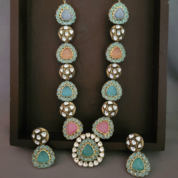 EXCLUSIVE FINEST QUALITY MULTICOLOR STONE NECKLACE WITH EARRINGS