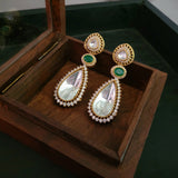 FINEST QUALITY KUNDAN EARRINGS