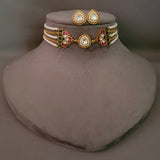 WEAR ME EXCLUSIVE FINEST QUALITY FINISH CHOKER WITH EARRINGS