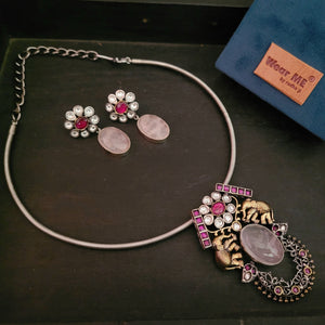 WEAR ME EXCLUSIVE DESIGNER CHOKER IN REAL ROSE QUARTZ WITH EARRINGS
