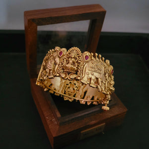 FINEST QUALITY TEMPLE BANGLE (OPENABLE)