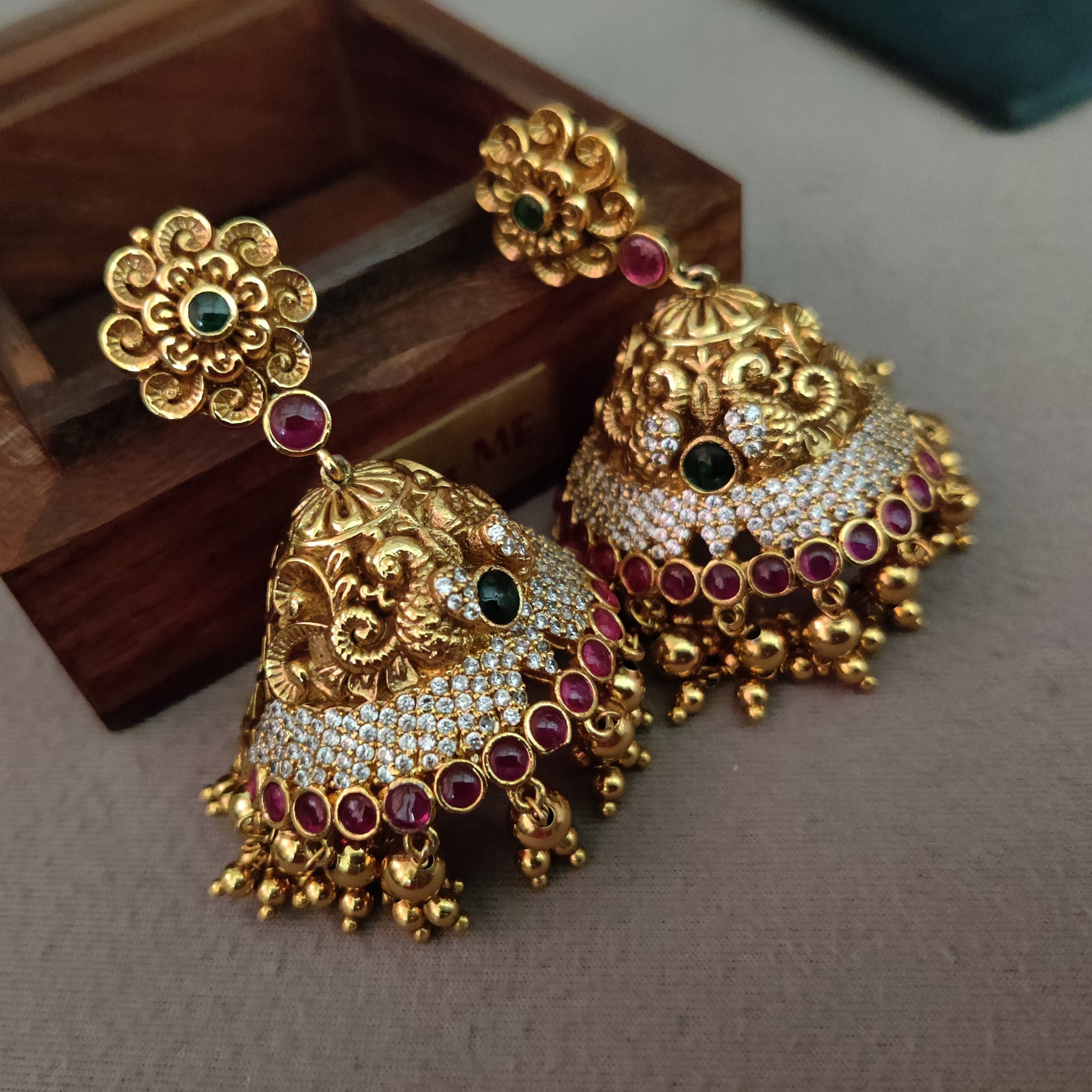 Gold Jhumka