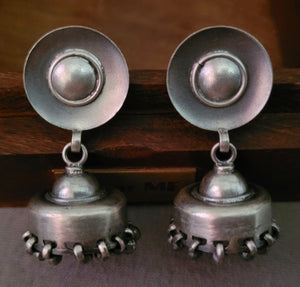 SILVER EARRINGS IN ANTIQUE FINISH