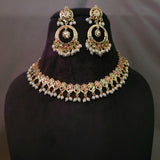 FINEST QUALITY JADAU CHOKER WITH EARRINGS