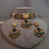 WEAR ME EXCLUSIVE DESIGNER NECKPIECE WITH EARRINGS