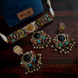 WEAR ME EXCLUSIVE DESIGNER NECKPIECE WITH EARRINGS