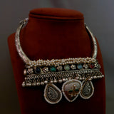 WEAR ME EXCLUSIVE DESIGNER NECKPIECE WITH EARRINGS