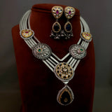 WEAR ME EXCLUSIVE DESIGNER NECKPIECE WITH EARRINGS