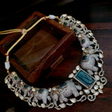 VICTORIAN STATEMENT CHOKER WITH EARRINGS