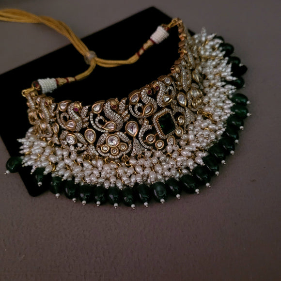 VICTORIAN STATEMENT CHOKER WITH EARRINGS