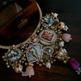 WEAR ME EXCLUSIVE DESIGNER NECKPIECE