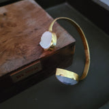 REAL STONE AND BAROQUE ADJUSTABLE BANGLE