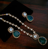 DESIGNER SEMI PRECIOSSTONE NECKLACE WITH EARRINGS