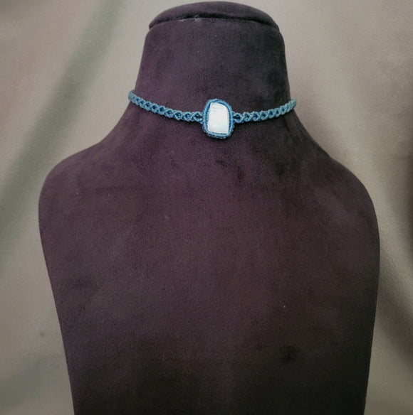 MACRAME MOON STONE CHOKER