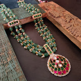 FINEST QUALITY JADAU NECKLACE WITH EARRINGS