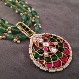 FINEST QUALITY JADAU NECKLACE WITH EARRINGS