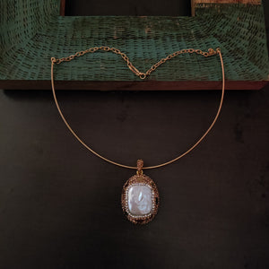 EXCLUSIVE BAROQUE NECKLACE