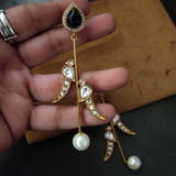 EXCLUSIVE BIRD HANGING EARRING