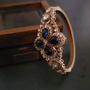 STATEMENT BANGLE