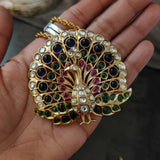 EXCLUSIVE PEACOCK PENDANT AND STUDS SET