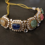 EXCLUSIVE NATURAL STONE KUNDAN CHOKER WITH EARRINGS