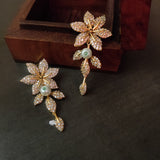 EXCLUSIVE PEACOCK PENDANT AND STUDS SET