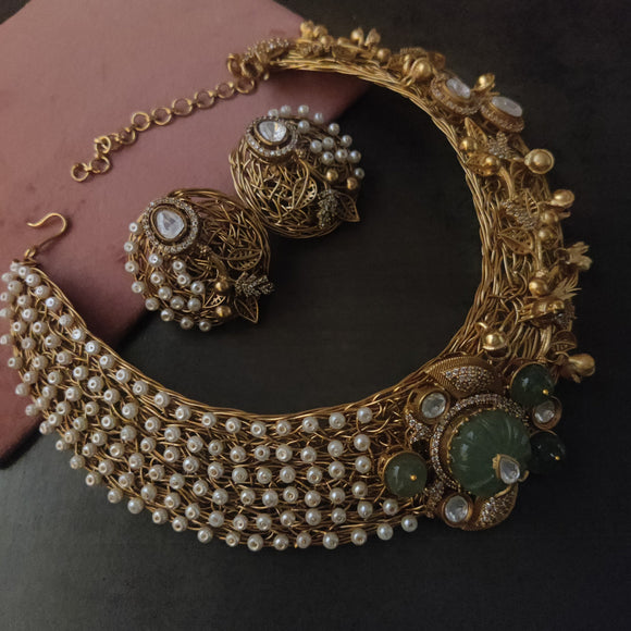EXCLUSIVE FLUORITE STONE DESIGNER HANDMADE KUNDAN CHOKER WITH EARRINGS