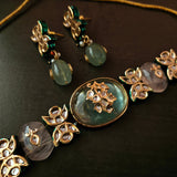 NATUAL FLOURITE STONE CHOKER WITH EARRINGS