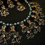 FINEST QUALITY BIKANERI KUNDAN CHOKER WITH EARRINGS