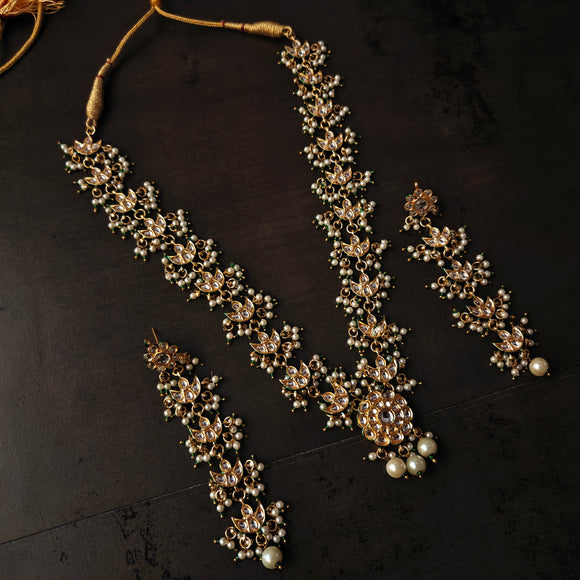 FINEST QUALITY BIKANERI KUNDAN NECKLACE WITH EARRINGS